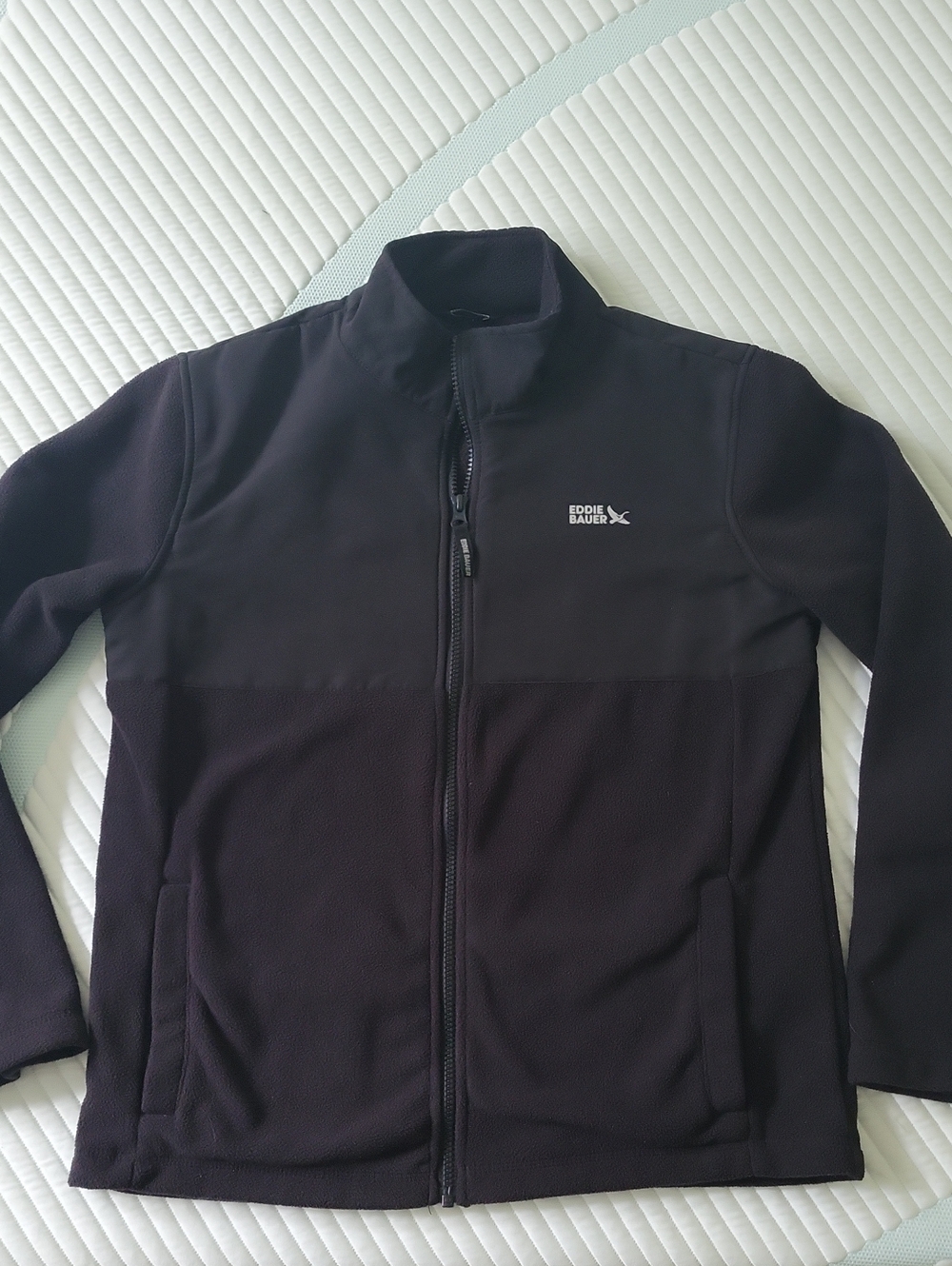 Eddie Bauer Men's Black Full-Zip Lightweight Fleece Jacket